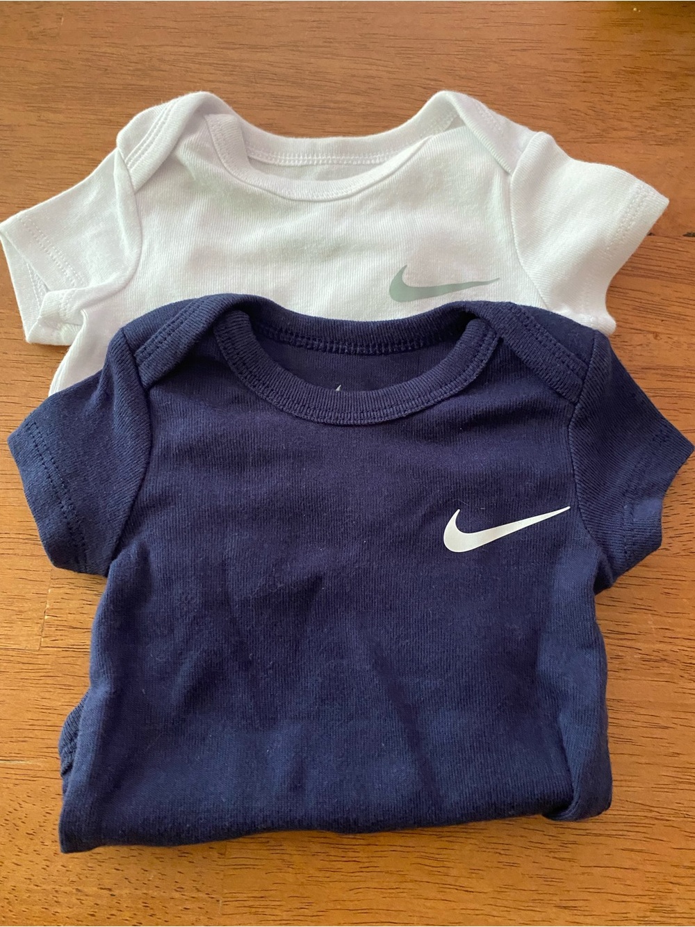 Nike Infant Onesie Set in Navy & White